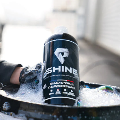 SHAMPOING CARROSSERIE